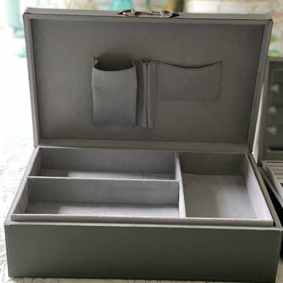 Jewelry Box - Picture 6 of 12